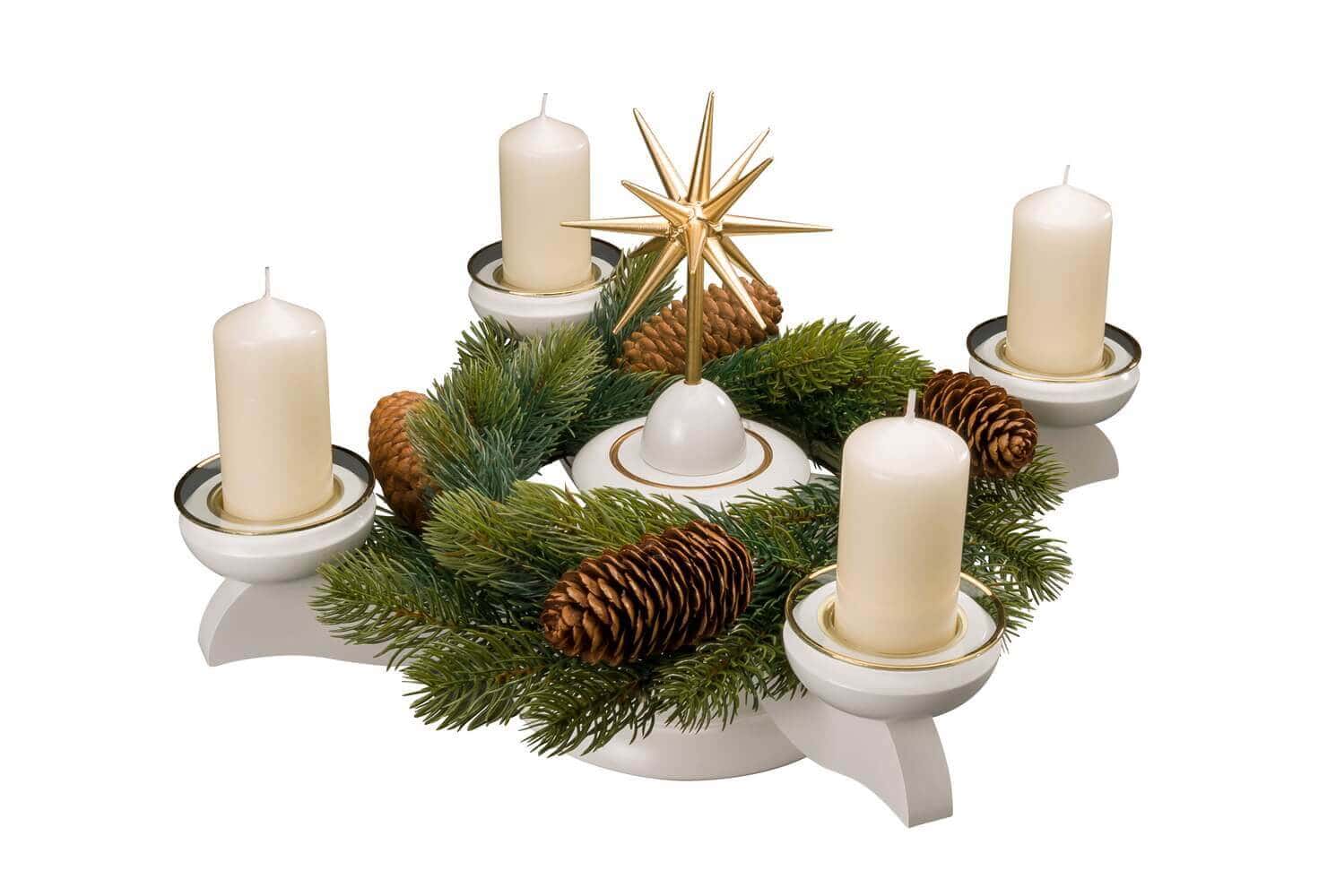 Adventsleuchter mit Weihnachtsstern und Tannenkranz, weiß von Albin Preißler