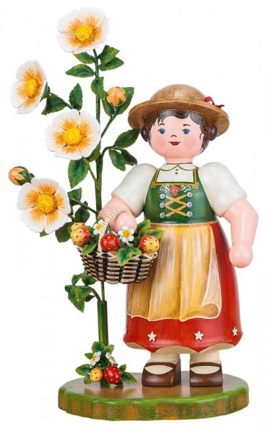 großes Blumenmädchen mit Erdbeeren aus Holz aus der Serie Hubrig Landidyll