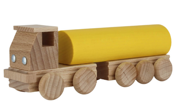 Wooden toy tanker, colored by Ebert GmbH_1