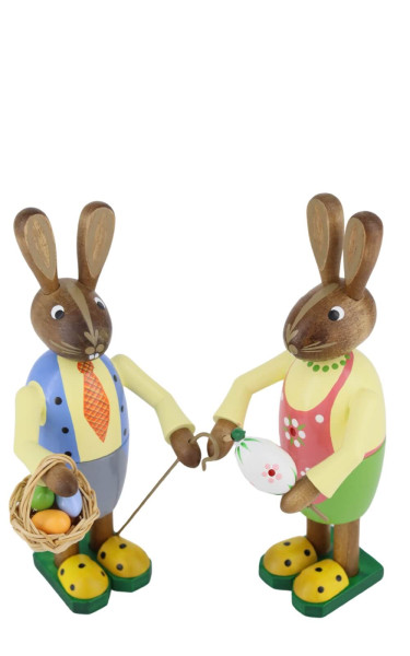 Osterhasenpaar mit Korb und Pinsel von Figurenland Uhlig GmbH_1